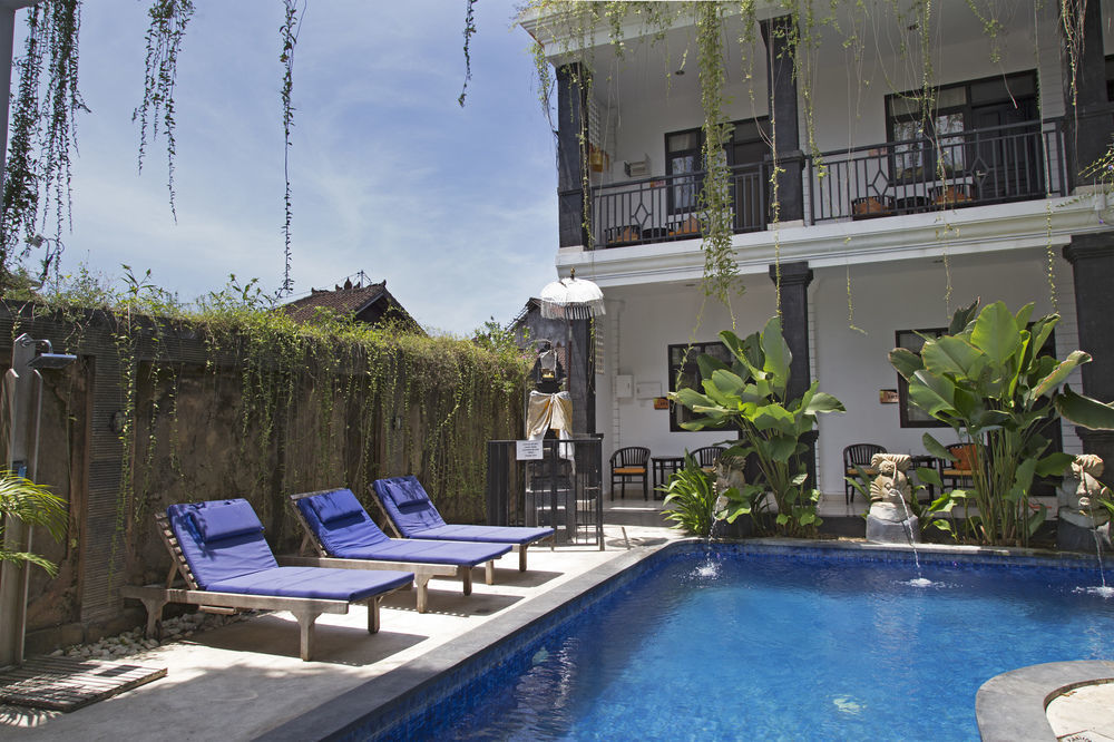 Zen Rooms Kuta Kubu Anyar 1 Luaran gambar