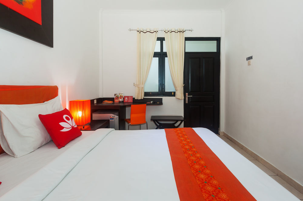 Zen Rooms Kuta Kubu Anyar 1 Luaran gambar